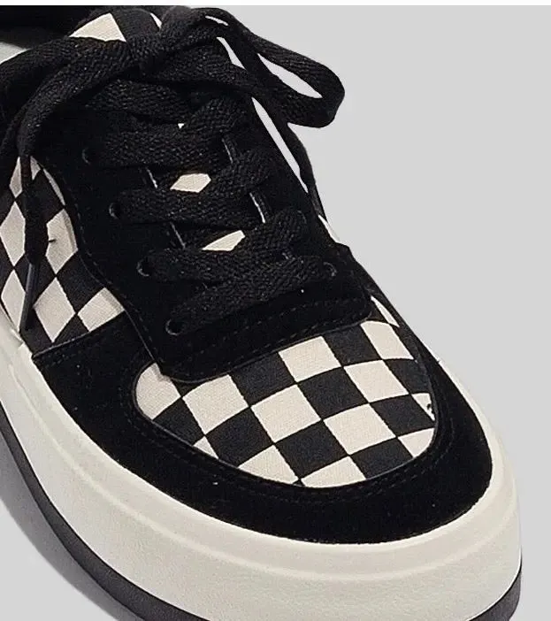 Hebron Sneaker
