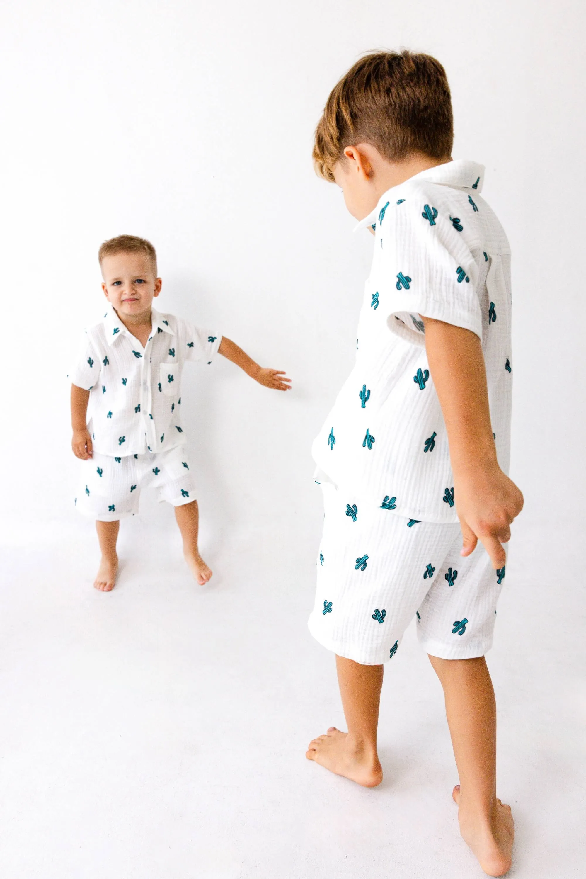 James Set in Green Cactus